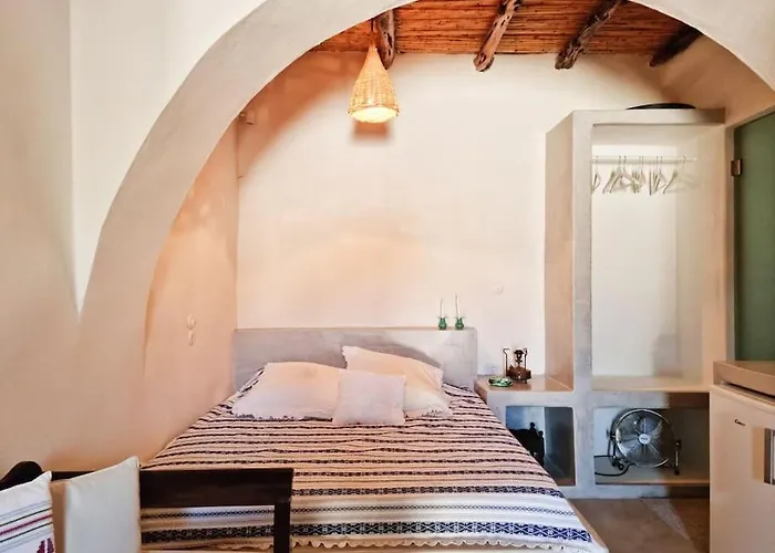 Cave-Guesthouse To Heritage Home