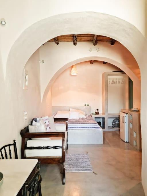 Cave-guesthouse To Heritage Holiday home *