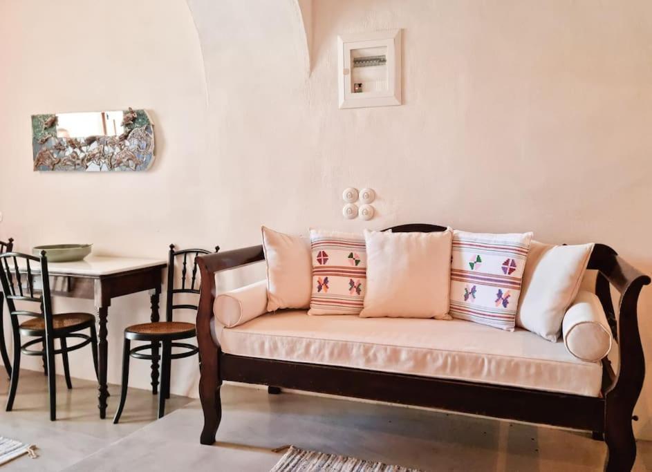 Holiday home Cave-guesthouse To Heritage *
